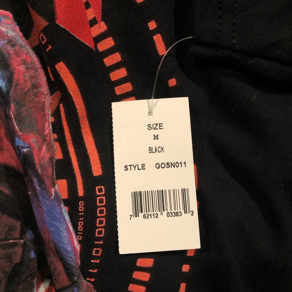 Graphic Tee - Picture 4 of 4